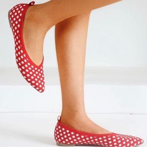 Samilor Red Pointed Flats - Size 8